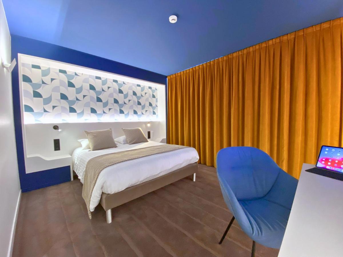Lecousse Brit Hotel Piscine & Spa - Fougeres מראה חיצוני תמונה